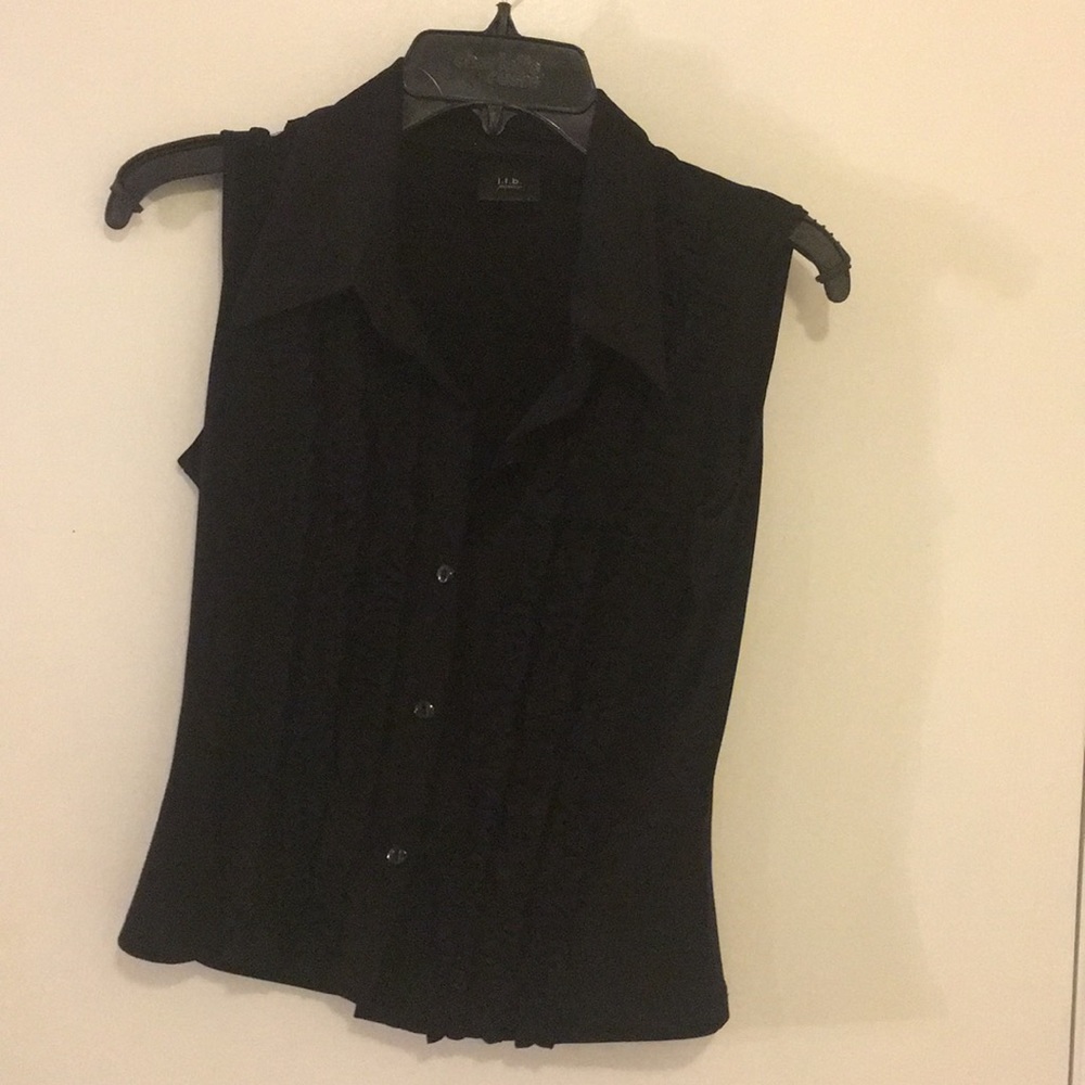 Jtb petite black sleeveless ruffle top with collar